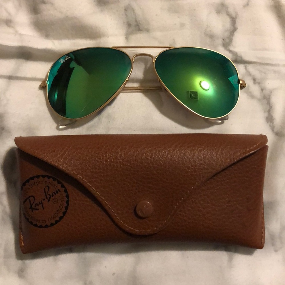 Green/Blue Ray Ban Aviators